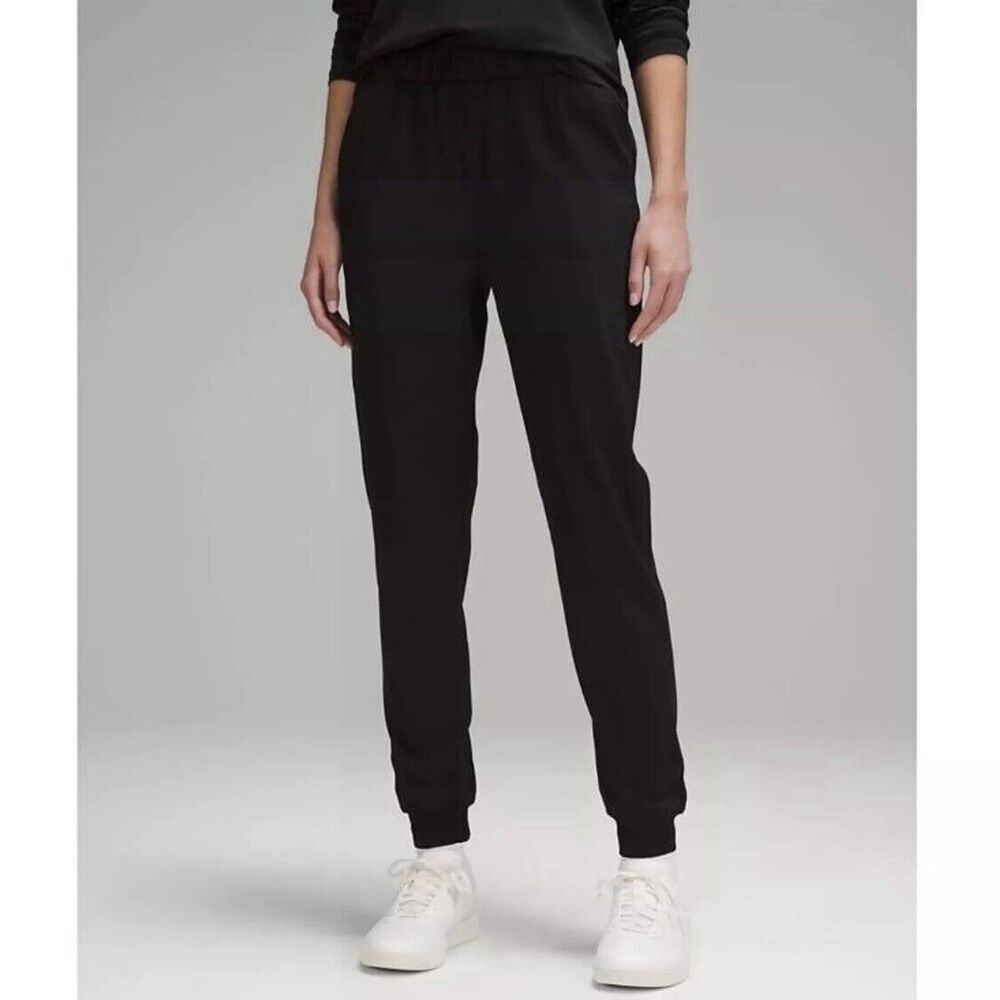 Lululemon Keep Moving Stretch High-Rise Jogger athletic Pants in Black Size 2